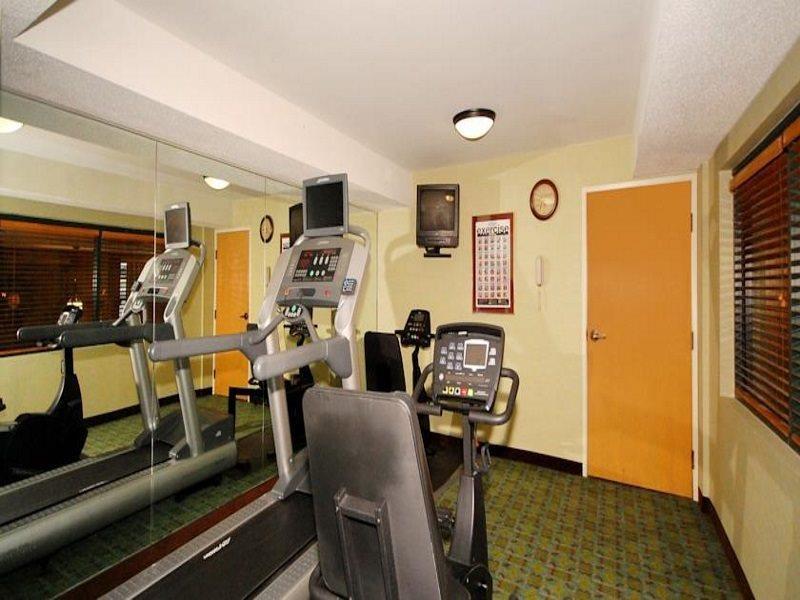 Moxy Memphis Downtown Hotel Екстериор снимка