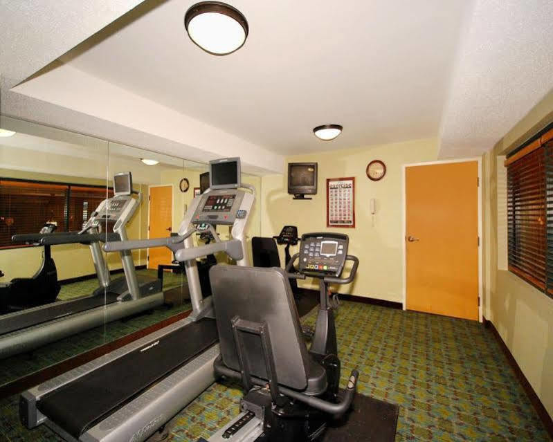 Moxy Memphis Downtown Hotel Екстериор снимка